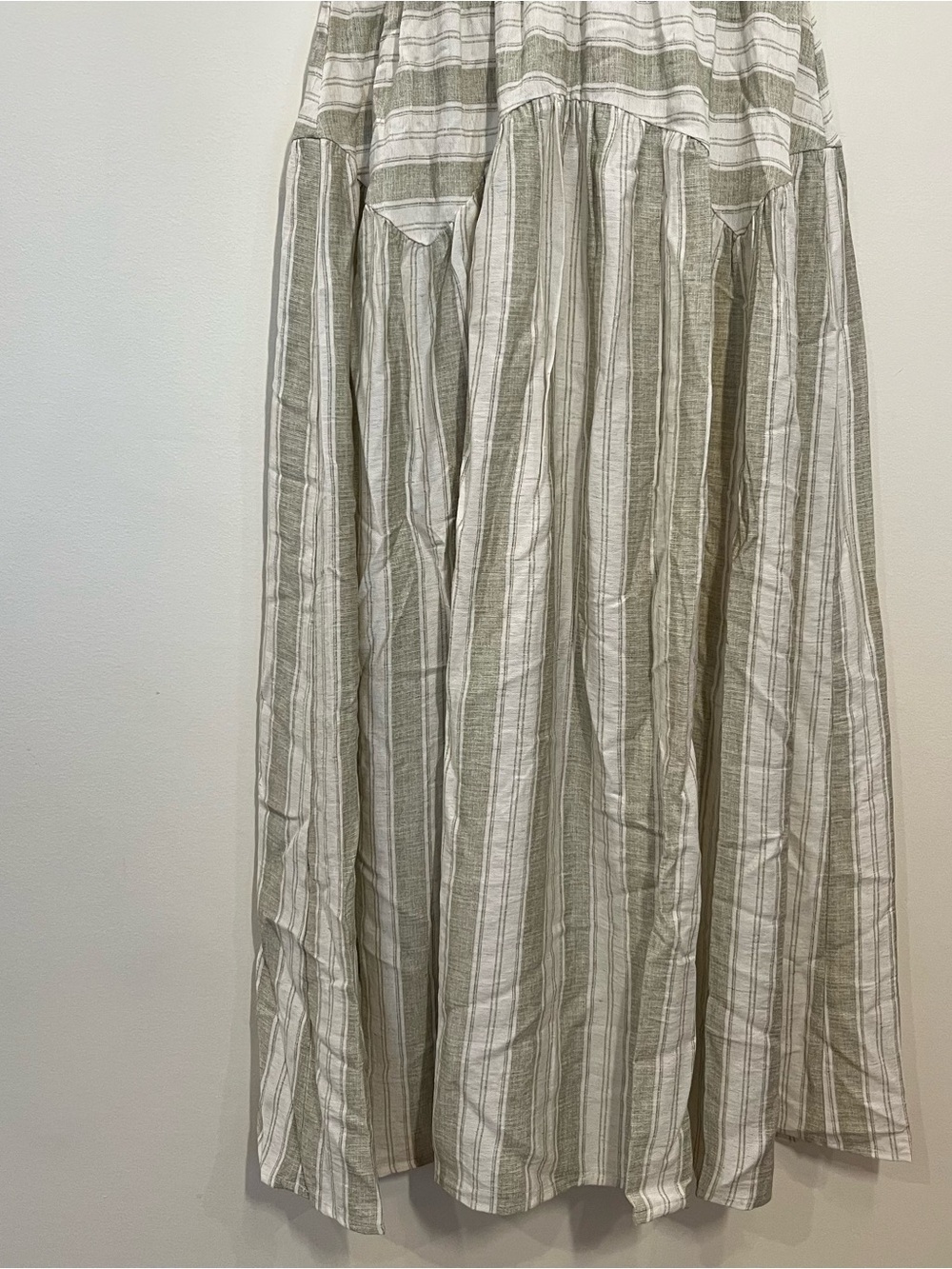 Amaya Spaghetti Strap Midi Dress by Blu Pepper Medium Smocked Chevron Striped - Picture 4 of 10